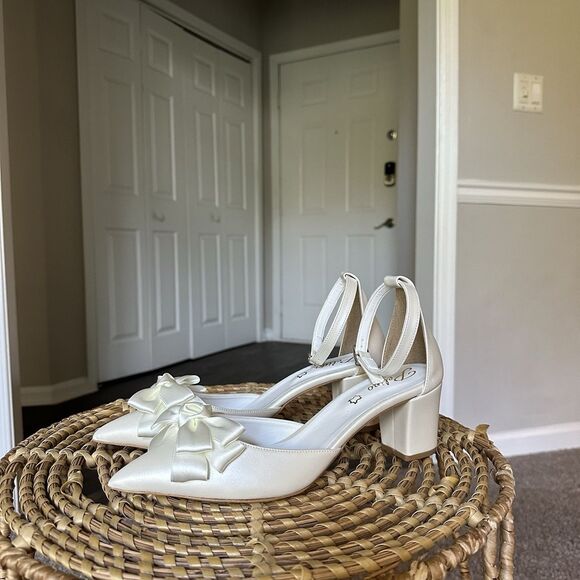 Satin Pointed Toe Bow Bridal Shoe Ankle Strap Block Heel Pelino EU 40 Greece - Picture 2 of 15